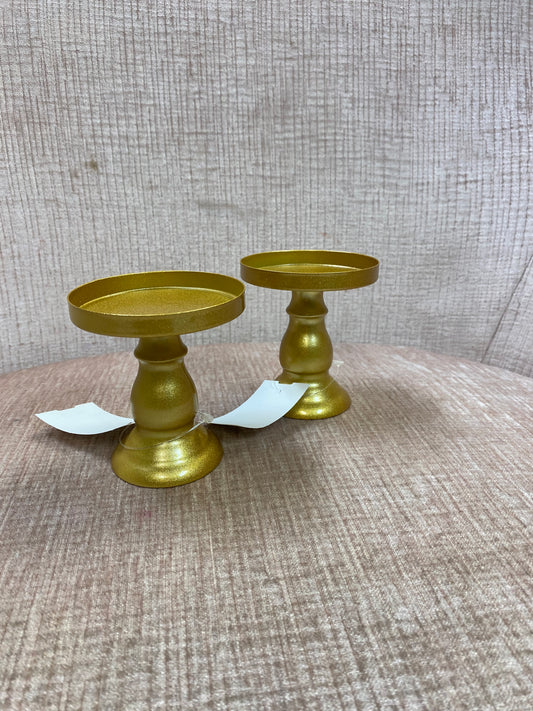 Mini gold stand