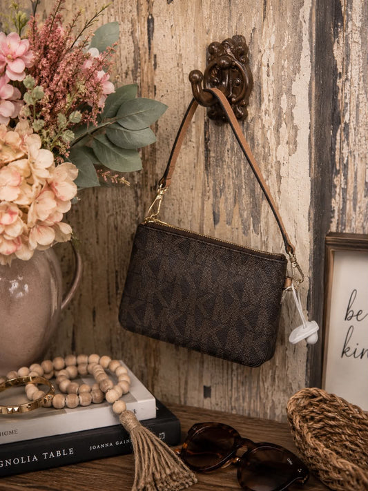 Michael Kors Wristlet Retail $178