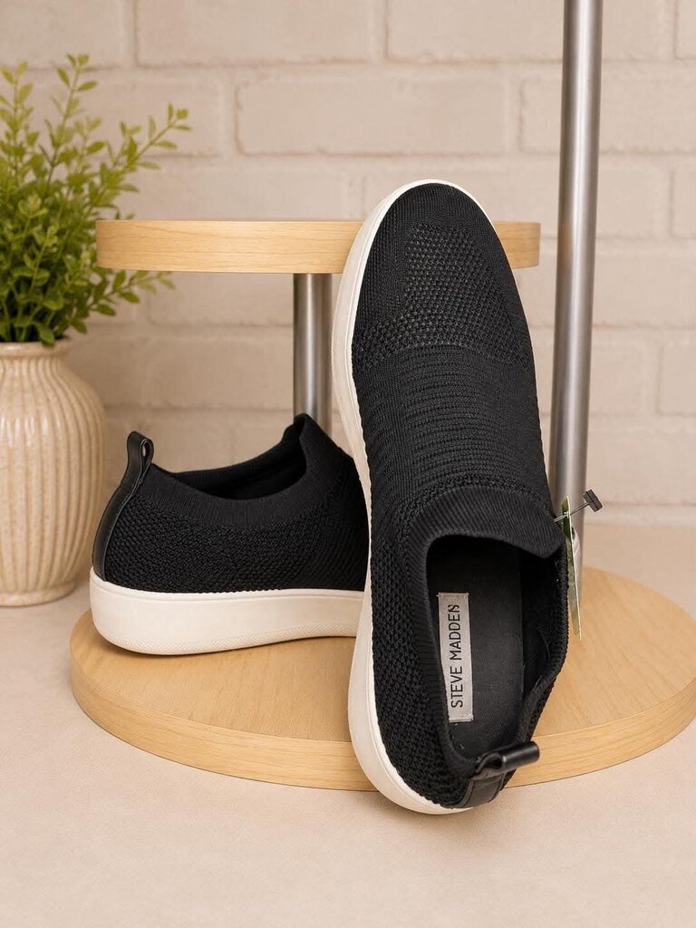 Steve Madden Slip On Shoes Size 10