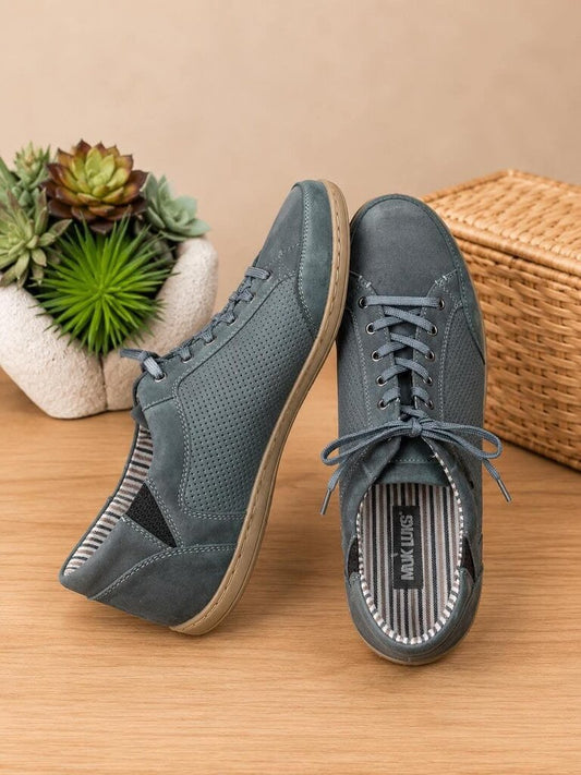 Muk Luks Fashion Sneaker Size 13