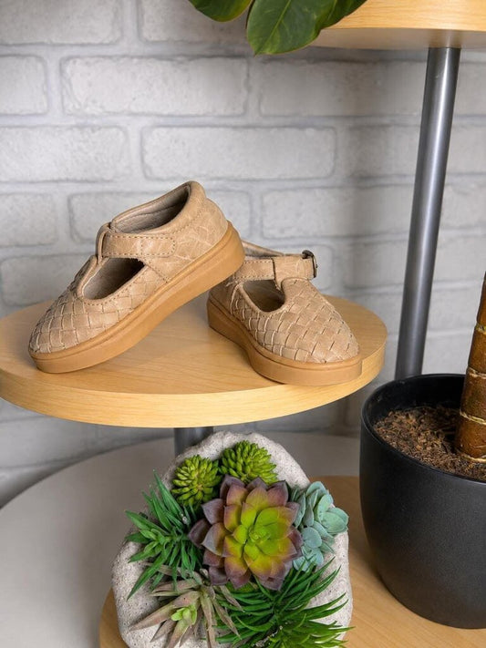 Woven Slip On Shoes Size 5