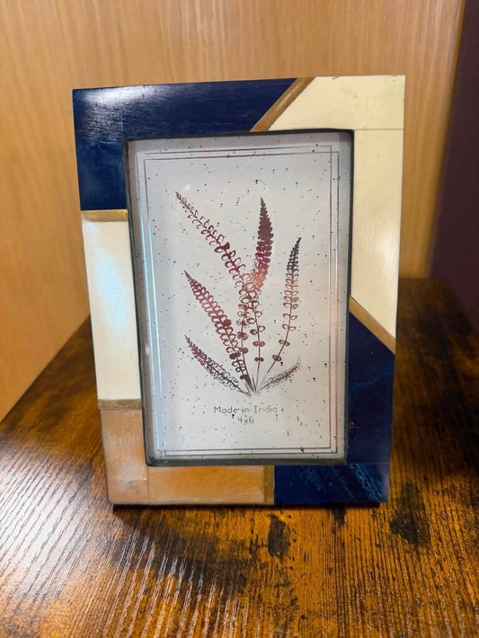 Blue White 4x6 Photo Frame