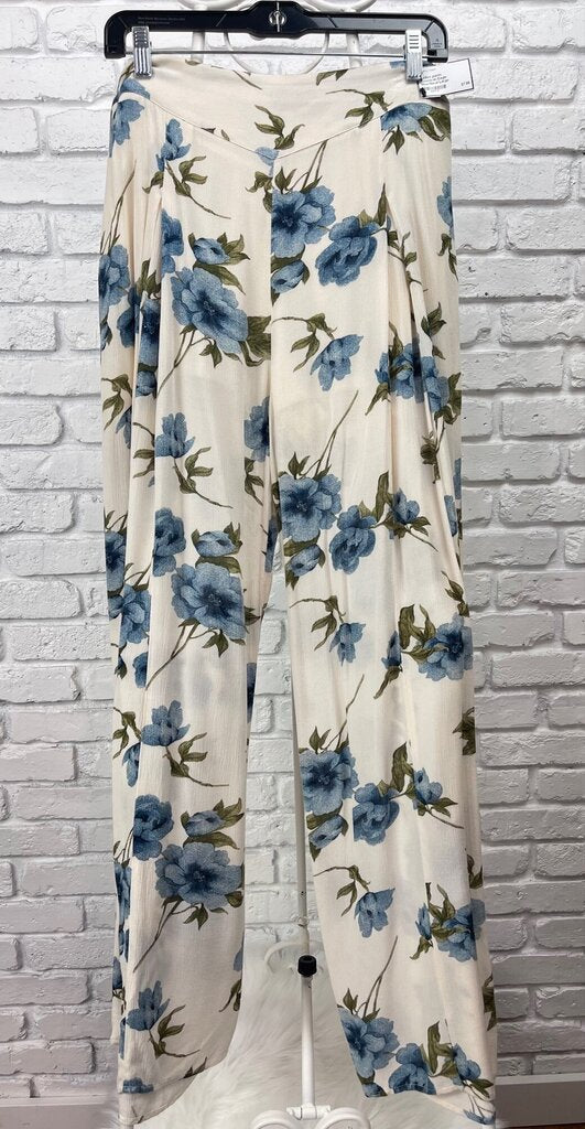 Ladies pants American Eagle