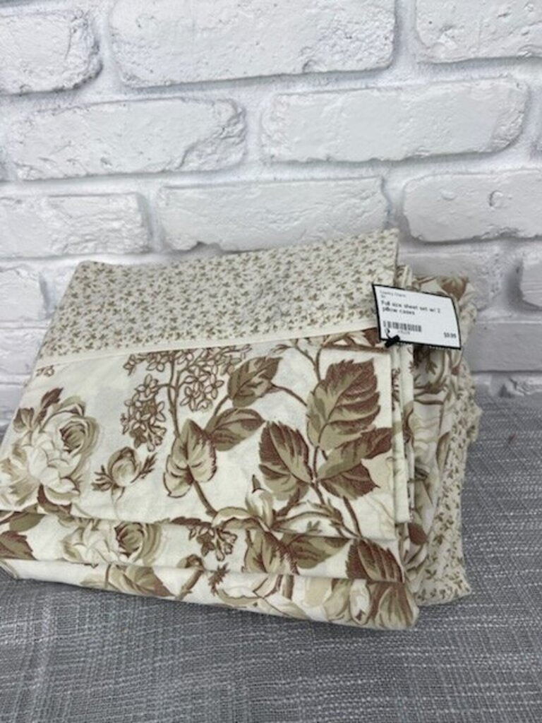 Full size sheet set w/ 2 pillow cases