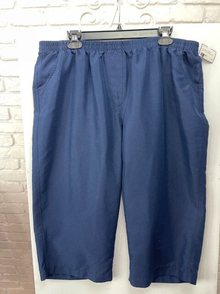 Pull-On Casual Capri Pants