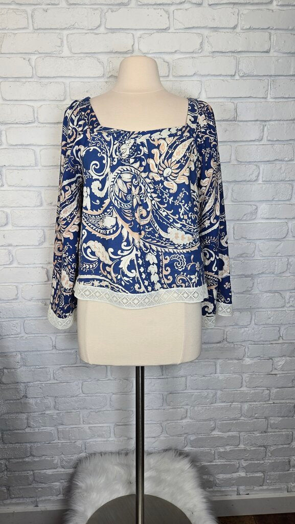 Nicole Miller Blue Print Lace Hem Top Size S