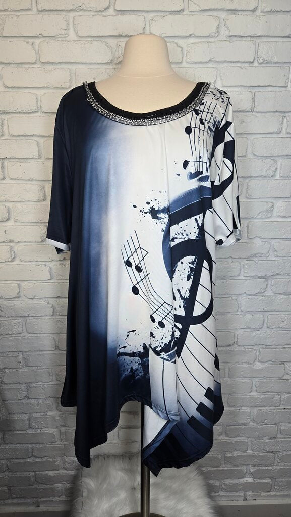 Navy Music Note Chain Detail Top Size 2X