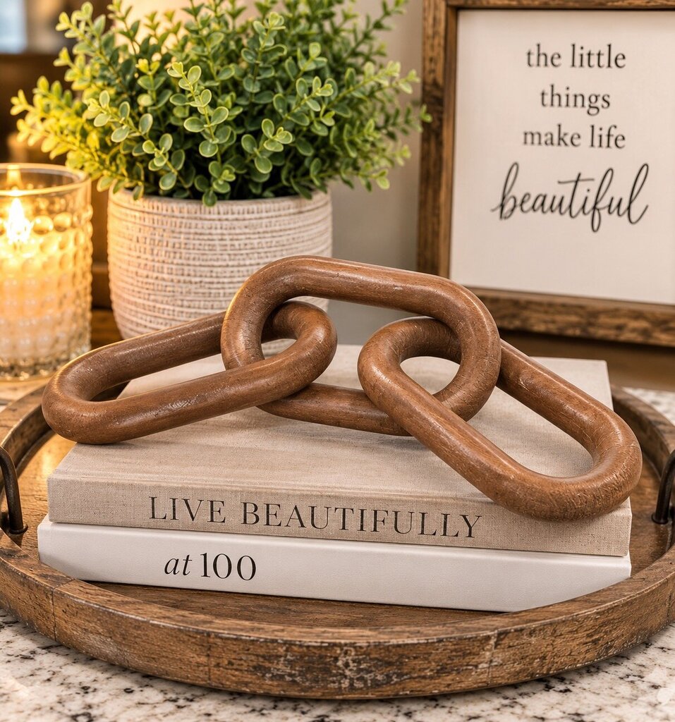 Wooden Link Table Decor