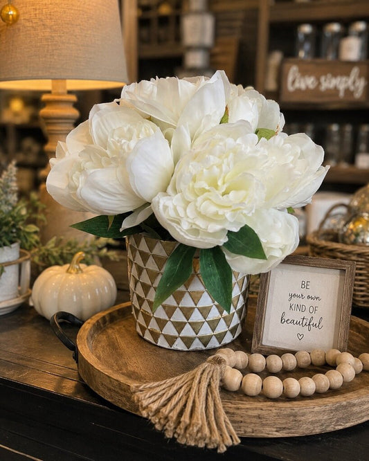 Bouquet Of White Roses in Vase