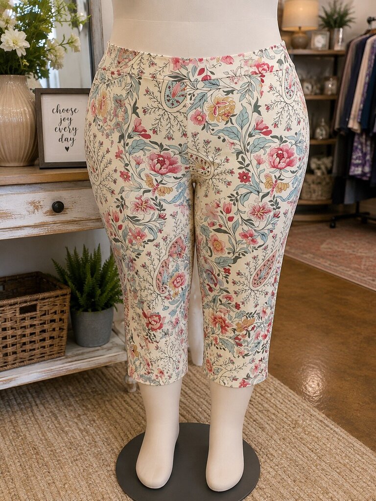 Pull On Floral Capri with Cream Colored Base