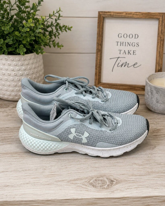 Women's Under Armour Grey Running Shoes Size 9.5 Retail $90