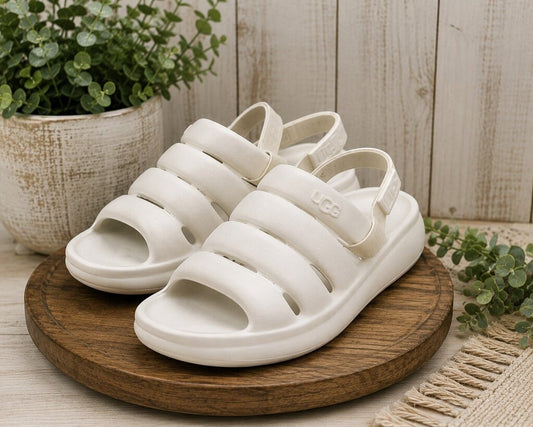 Ugg White Sandals Size 9 Retail $59.99