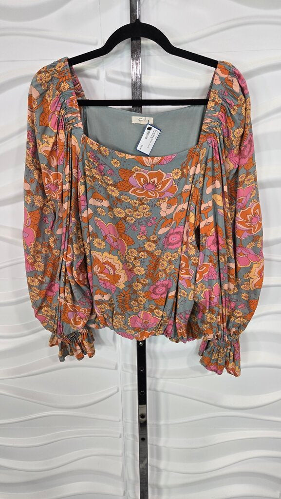 Easel Mint Retro Floral Top Size M