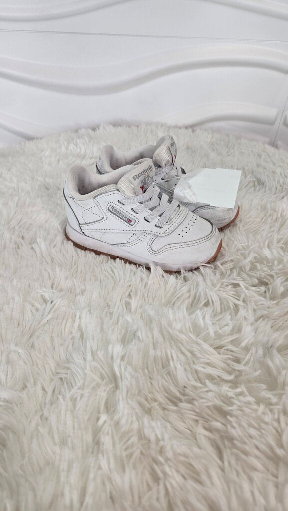 Reebok Athletic Shoes Size 6 Youth
