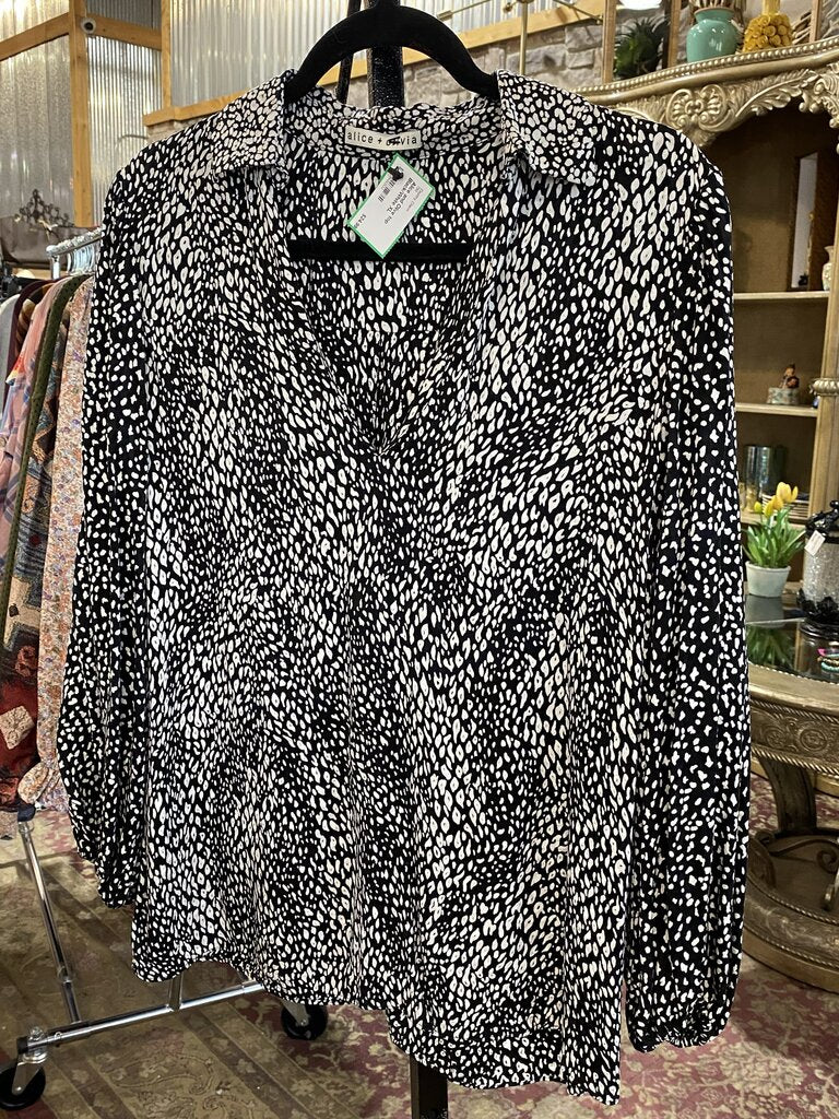 Alice and Olive top