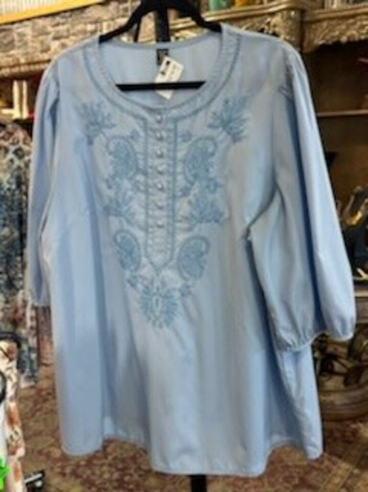 Light Blue Floral Embroidered Top Size 3X