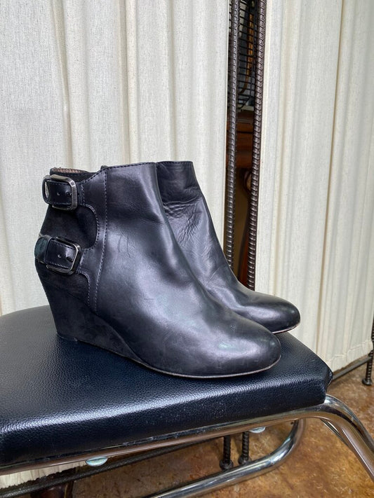Black Wedge Boot