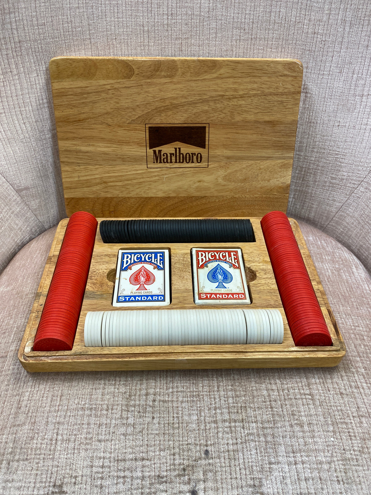 Marlboro Poker Set