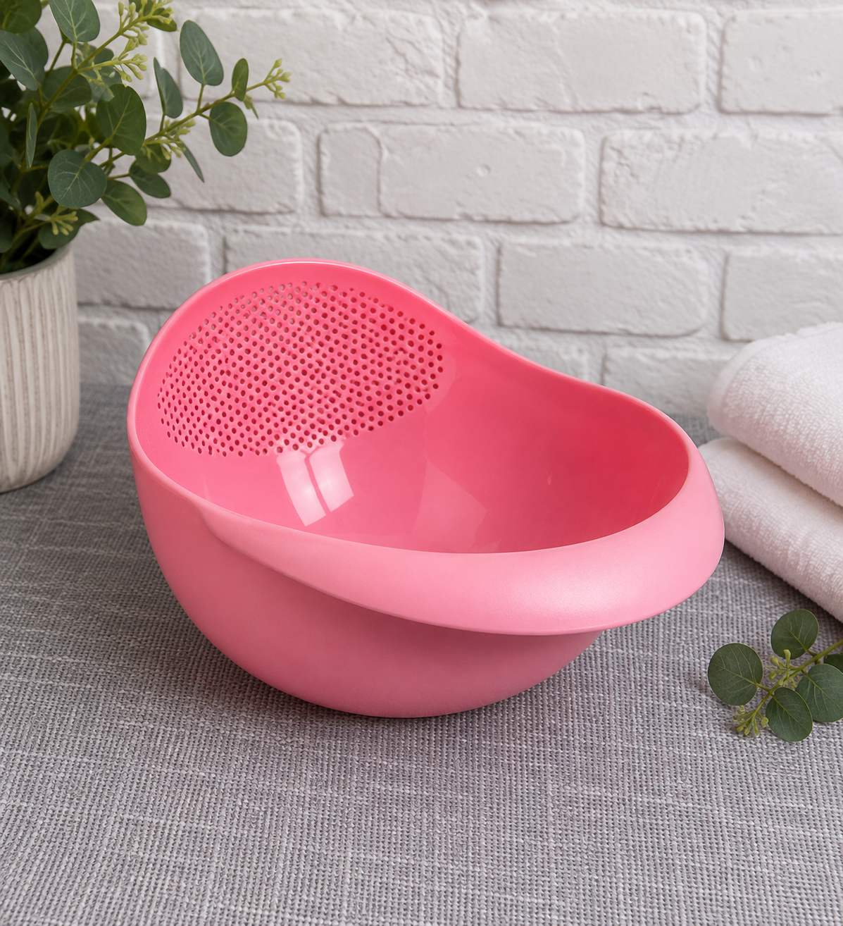 Pink Strainer Bowl