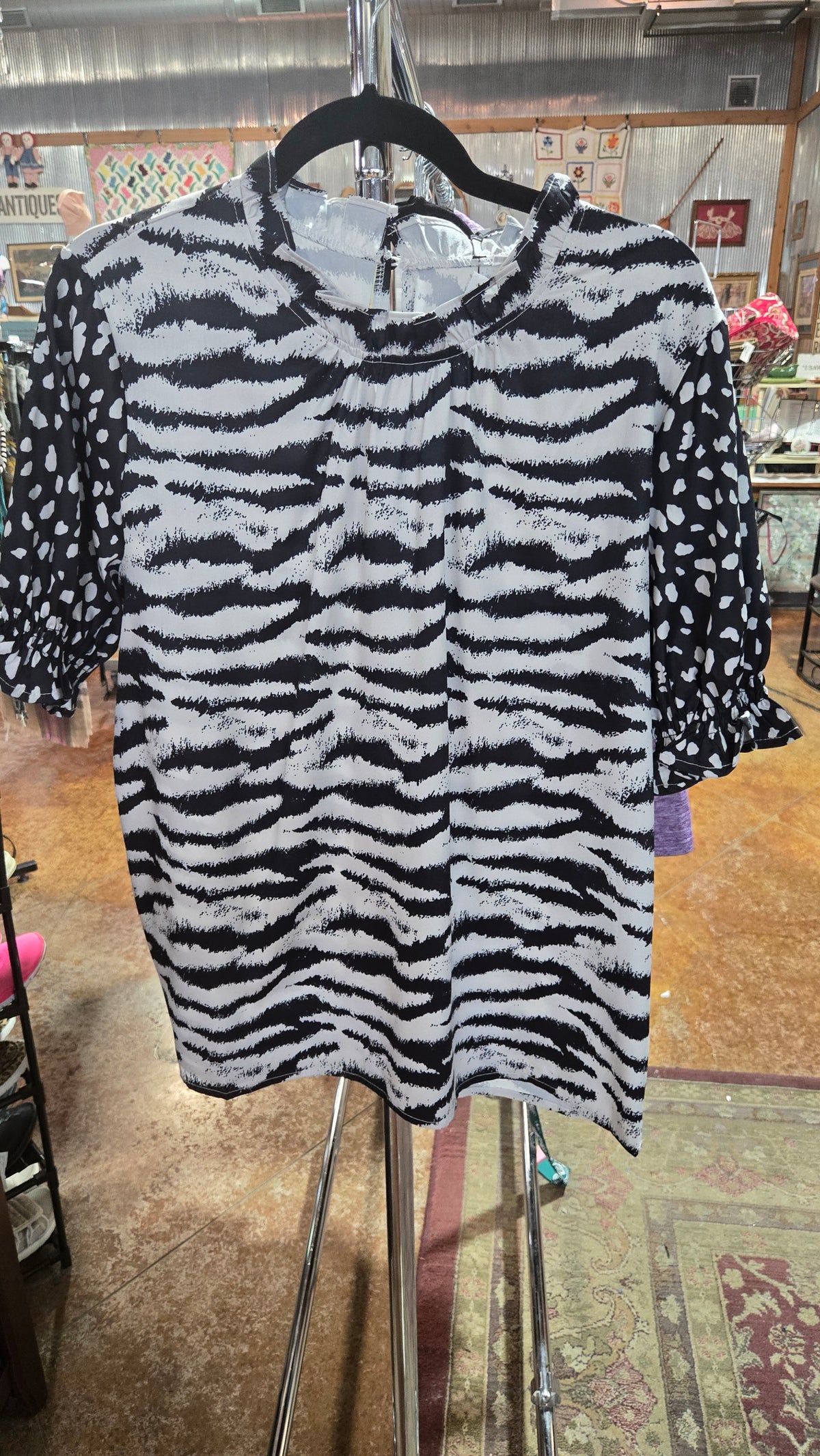 Black White Animal Print Contrast Top Size XL