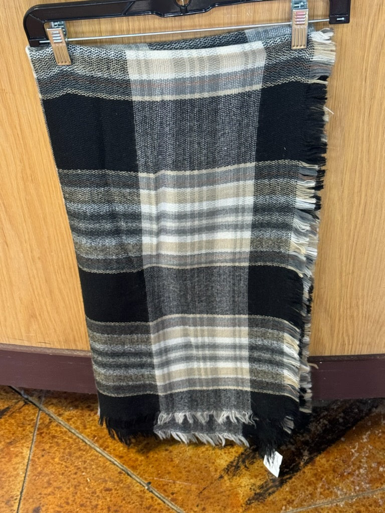 Plaid Shawl with Fringe