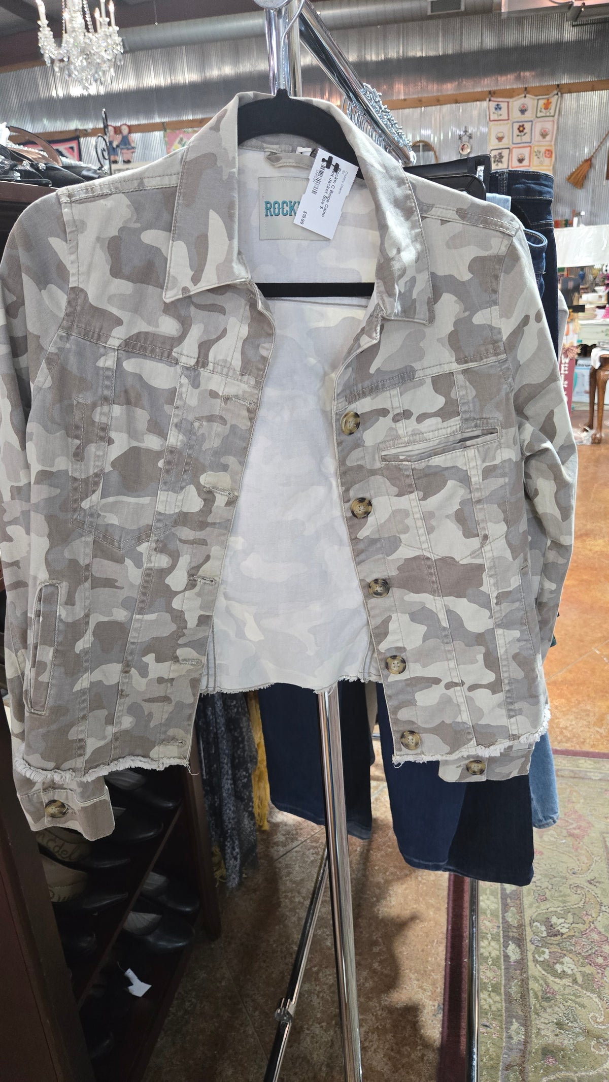 Rockin C Beige Camo Print Jacket Size S