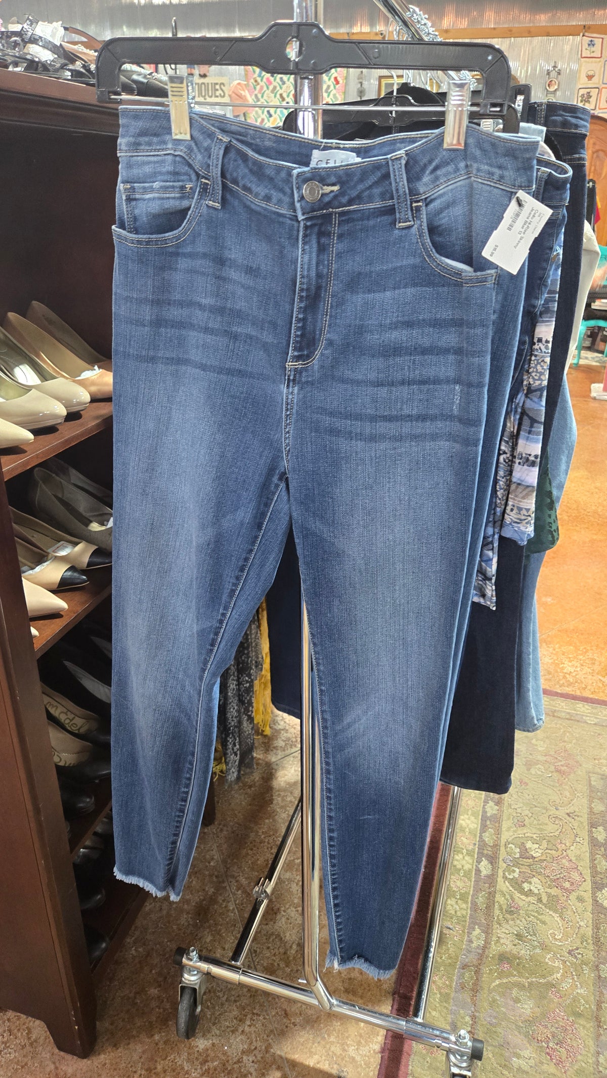 Hi-Rise Skinny Jeans