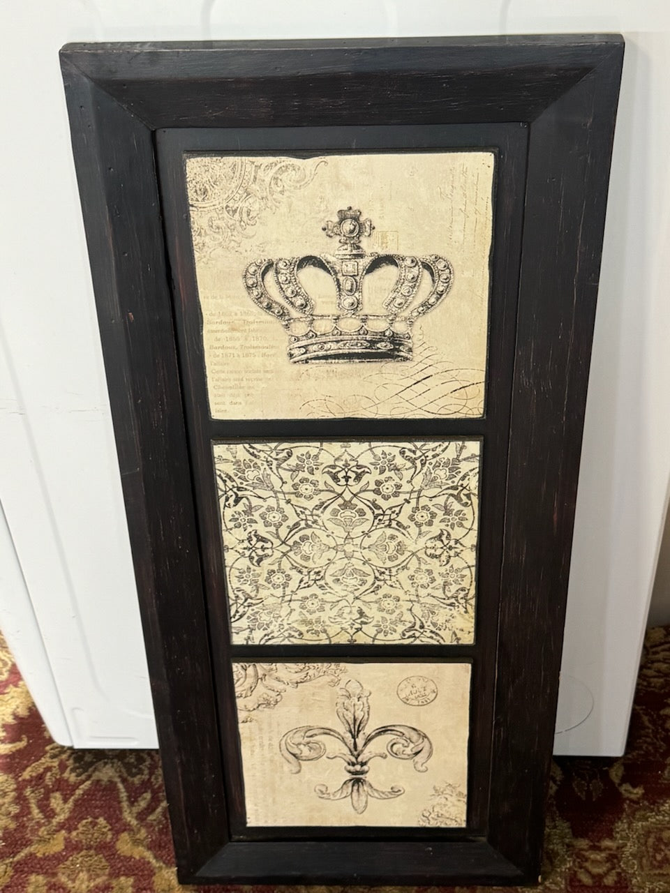 3 Panel Crown & Fleur-de-lis Wall Decor