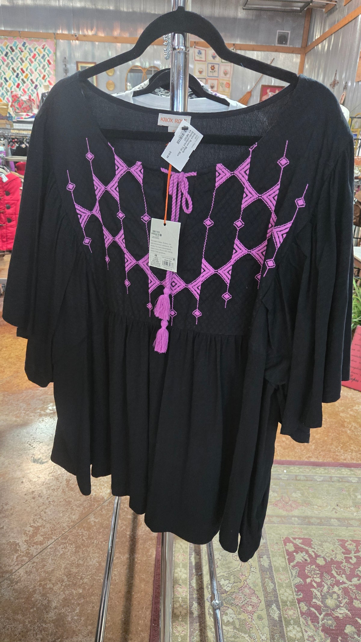 Knox Rose Black Embroidered Top Size 4X NEW!!